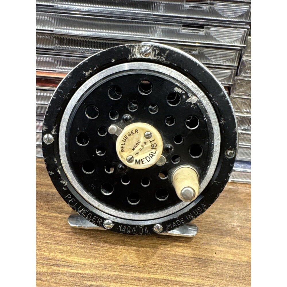 Pflueger Vintage Medalist 1495 DA Fly Fishing Reel All Freshwater